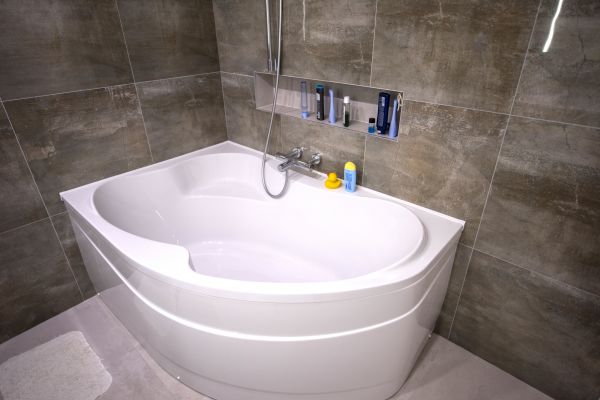Large Bathtub Installation in Ashtabula